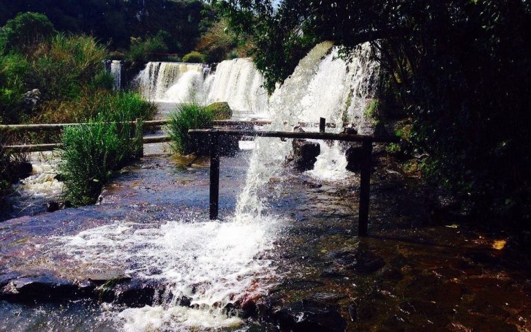 Descubra o Encanto Natural do Parque das Cascatas em Lajeado Grande