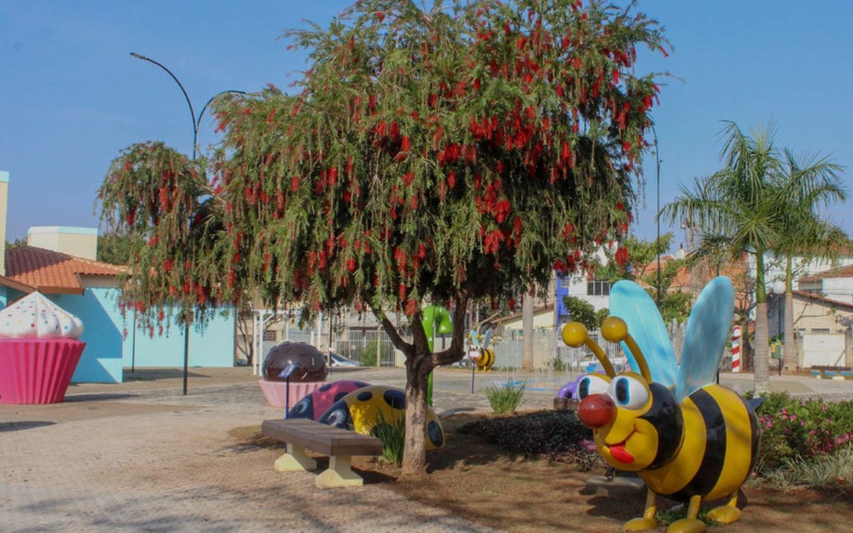 praça dos exageros em itu