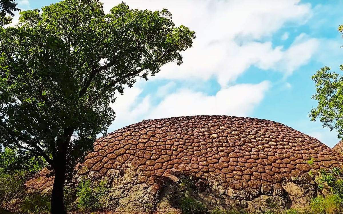 pedra da tartaruga no parque nacional de sete cidades