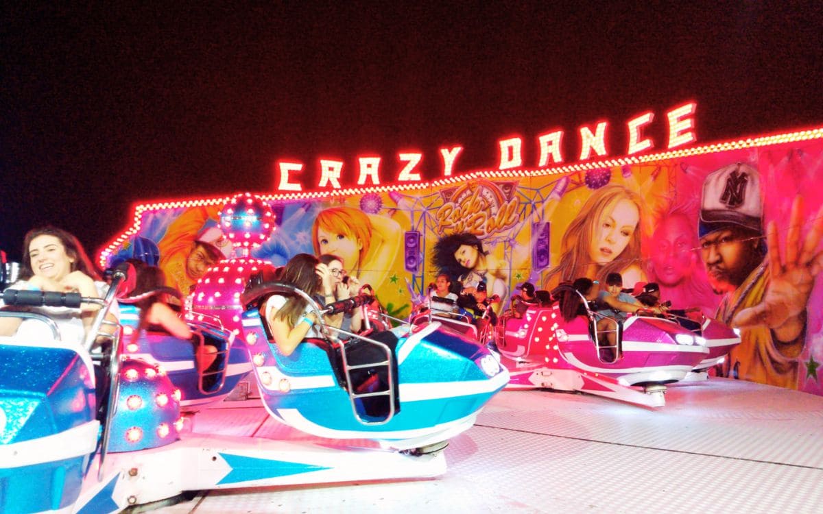 brinquedos do vitinho park: crazy dance