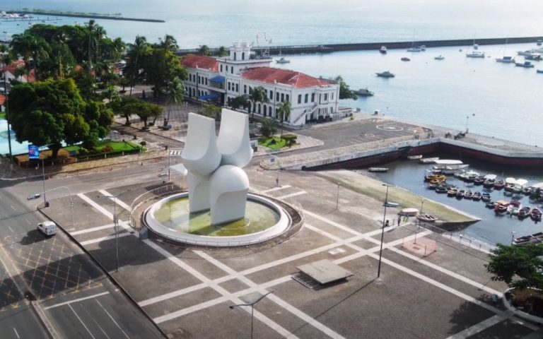 Conheça a Praça Visconde de Cairu em Salvador