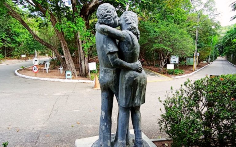 Bosque dos Namorados no Parque das Dunas: Guia Completo para Visitantes