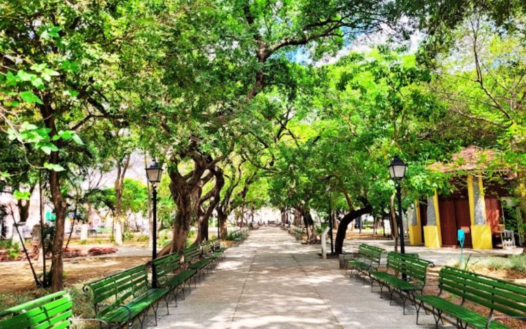 Praça dos Mártires: Um Refúgio Histórico e Cultural em Fortaleza