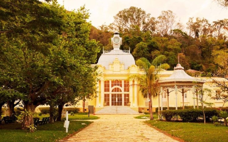 Parque das Águas de Caxambu: Refúgio Natural e Terapêutico no Sul de Minas